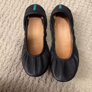 Tieks - like new.